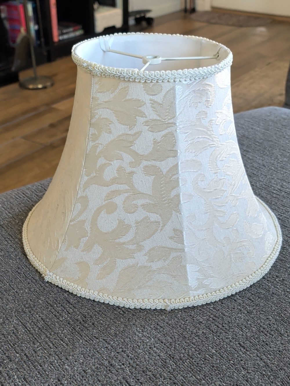 Classic Damask Ivory Lamp Shade - Unbranded
